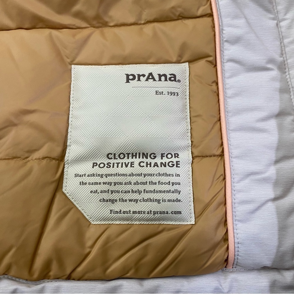 NEW Prana Banajaara Hooded Vest with 650-fill down - Picture 11 of 14